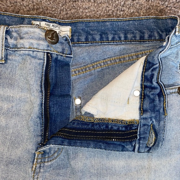 Free People Jean shorts with Lace Hem - Picture 6 of 8